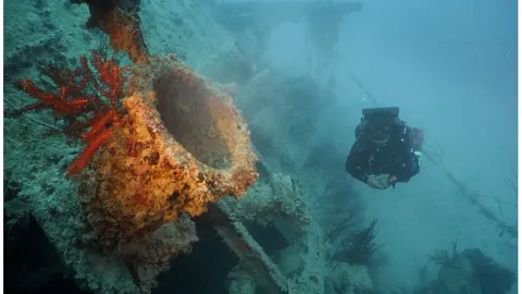 Sheri Lyn - The stern section is tilted